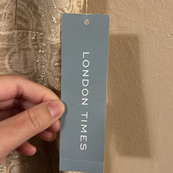 NWT London Times Champagne White Gold Metallic Shiny Circle Embossed Dress 4 - Picture 7 of 11